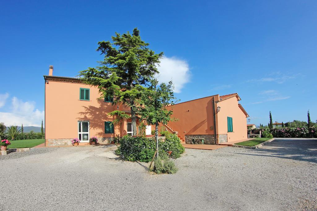 Agriturismo Ferruggini Болгери Экстерьер фото